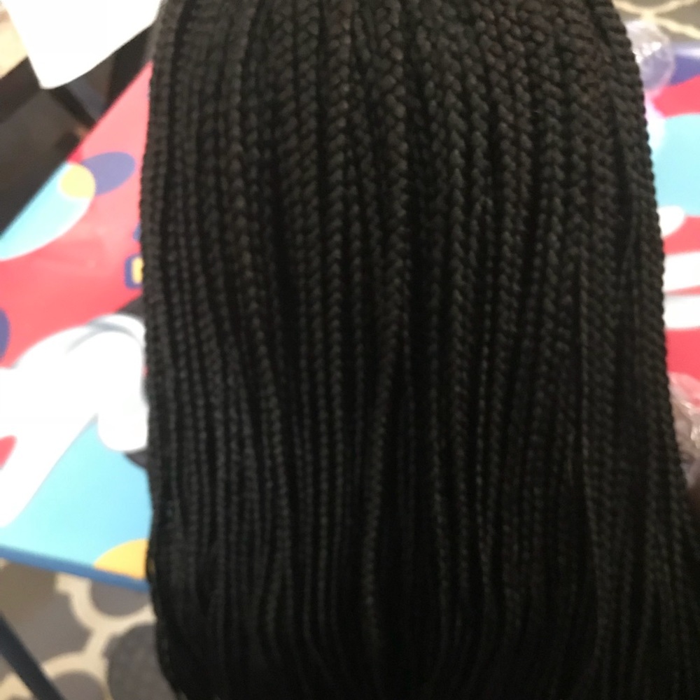 Hand braided cornrow wig - Picture 4 of 5